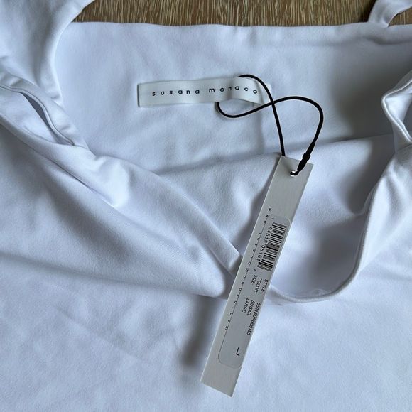 Susana Monaco Ruffle Tank Bodysuit in Sugar Size L - Picture 5 of 6